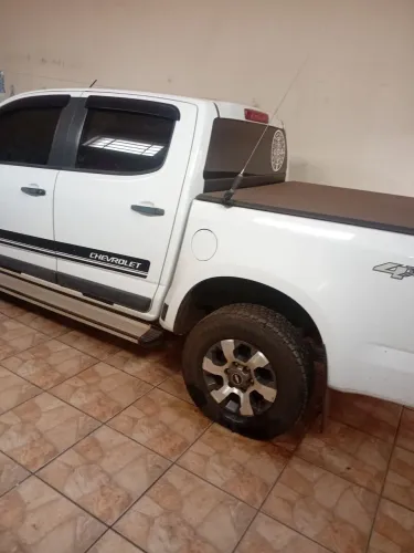 Chevrolet S10 Pick-up LS 2.8 TDI 4X4 CD Dies. Mec. 2013 6 lugares original no documento 