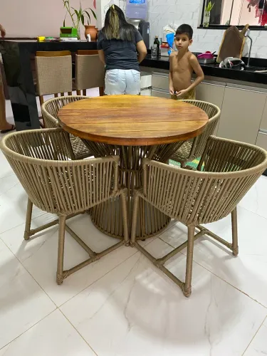 Mesa redonda em corda náutica, disponível em todas as cores 