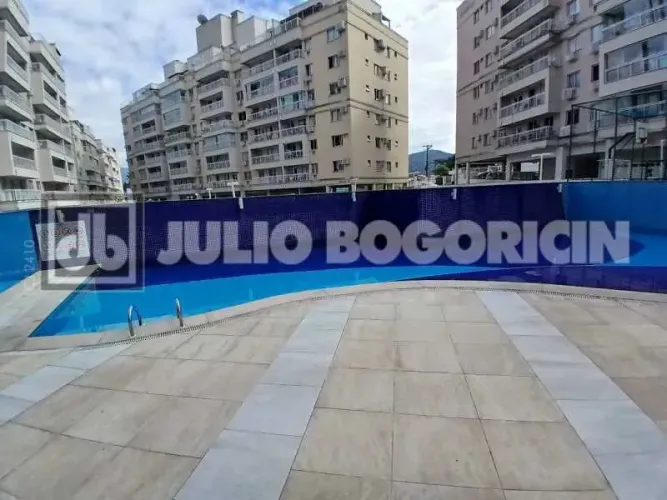 Cobertura à Venda na Taquara 162m² 3 Quartos 2 suítes Próximo Shopping