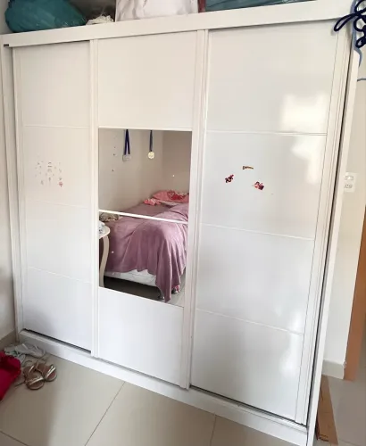 Vendo Guarda-roupas casal 100% MDF