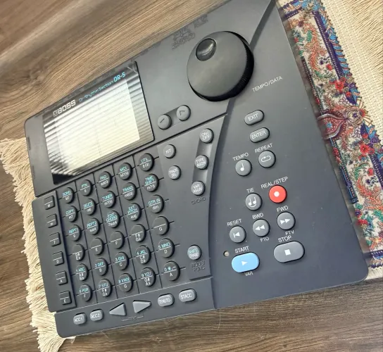 Sintetizador e Drum machine Boss Dr5 raridade