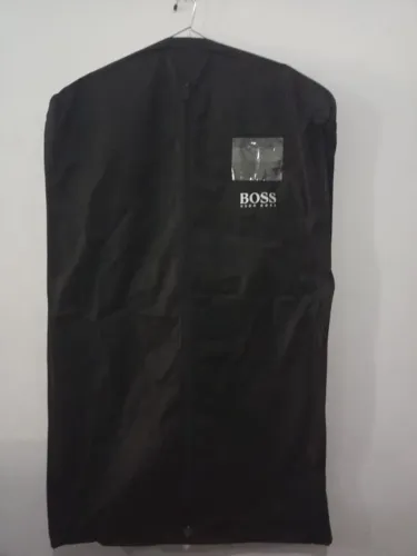 Terno BOSS usado uma única vez!