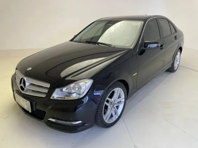 Mercedes-Benz C-180 CGI Classic 1.8 16V 156cv Aut. 2012