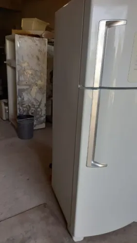 Geladeira Brastemp 450 litros com garantia de 3 meses