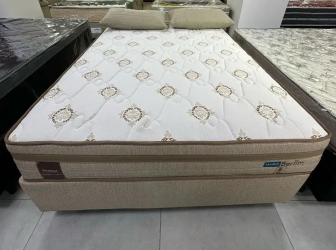 Cama box Probel queen size molas ensacadas top line