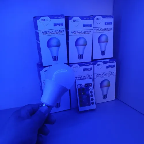 Lâmpada LED RGB com Controle Remoto - Iluminação Colorida