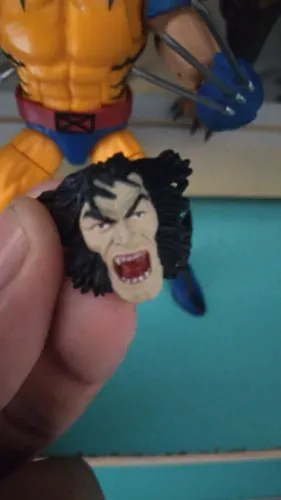 Head do Wolverine sem máscara de boca aberta