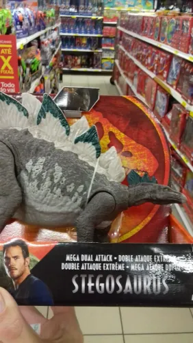 STEGOSAURUS DINO RIVALS JURASSIC WORLD DINOSSAUROS DE BATALHA MATTEL ESTEGOSSAURO LACRADO