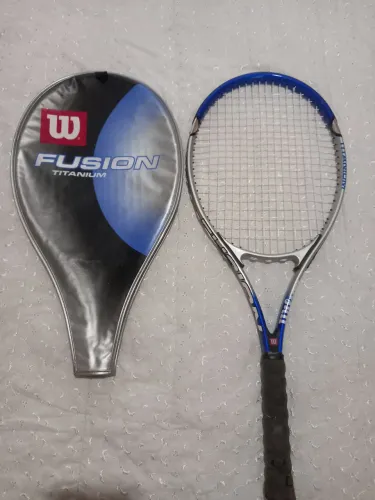 Raquete de Tênis Wilson Fusion Titanium com Capa