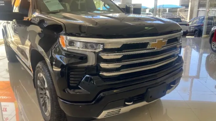 Chevrolet Silverado High Country 5.3 V8 AWD Aut. 24/25