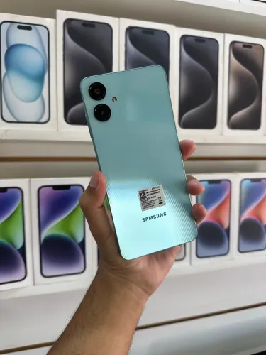 SAMSUNG A06 128 GB COM CAIXA 