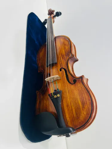 Violino artesanal luthier
