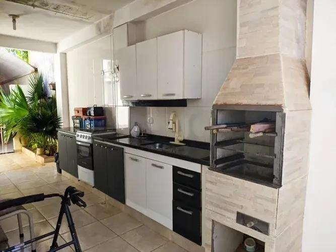 Casa com 3 Quartos e 2 banheiros à Venda, 140 m²-Jardim Gabriela III - Jandira, SP