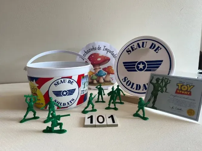 Toy Story BALDE DE SOLDADOS SIGNATURE COLLECTION , 72 SOLDADOS, SEM PARAQUEDAS, COM CERTIF