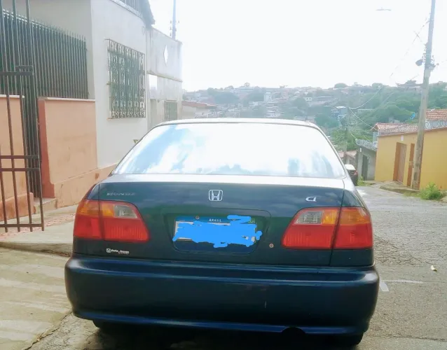 Honda Civic Sedan LX 1.6 16V Mec. 4P 2000
