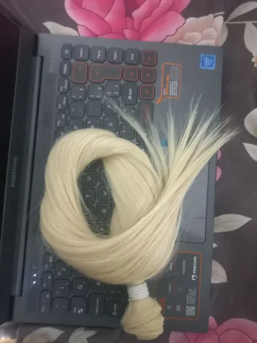 Cabelo loiro platinado