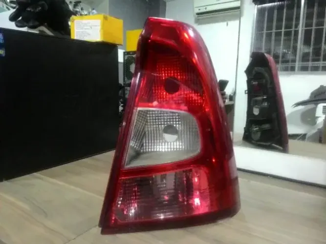 Lanterna Direita Renault Logan 2008 a 2014 265504940R
