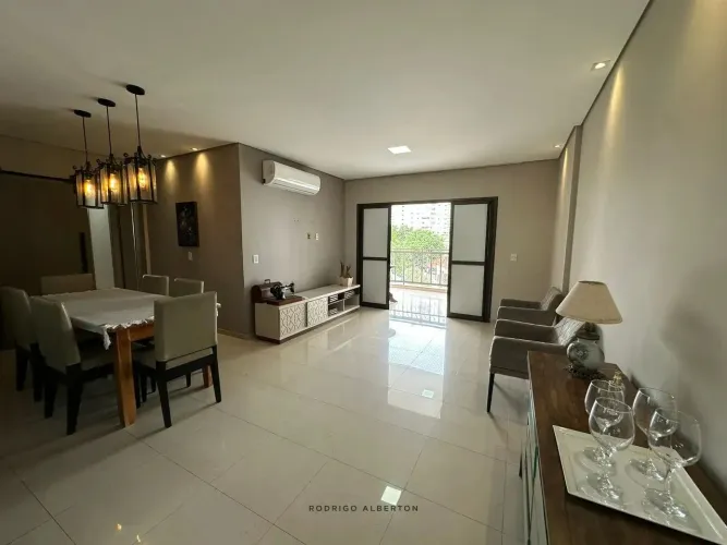 Apartamento Ed Maison Nicole, com 127m², 3 suítes, mobiliado