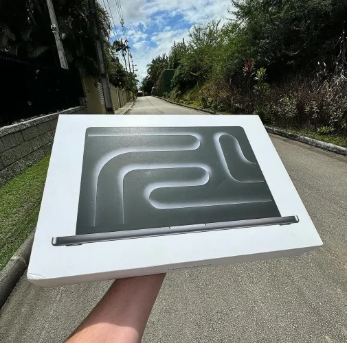 MacBook Pro M4 Pro 14? - 512 SSD e 24gb de ram - lacrado