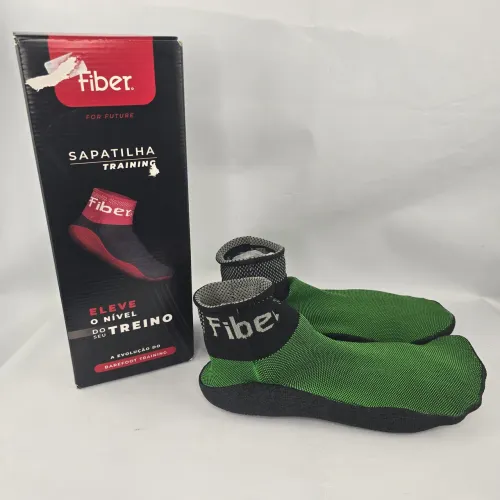 Sapatilha de treino fiber 40 / 41 novo verde e preto