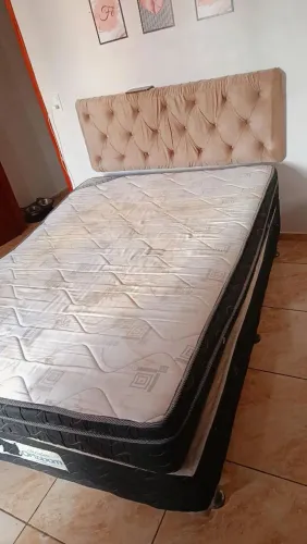 Cama casal usada