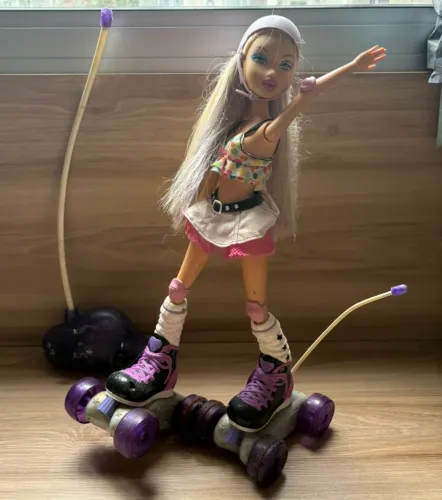 Boneca Barbie Patinadora nao está funcionando