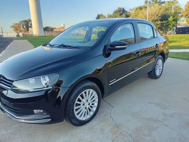 Volkswagen Voyage Comf/highli. 1.6 MI T.flex 8V 4P 2015