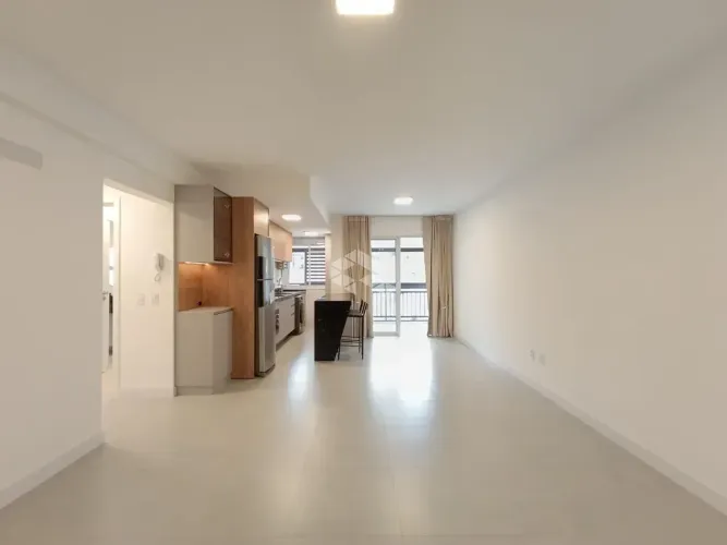 APARTAMENTO COM 2 QUARTOS SENDO 1 SUÍTE 2 VAGAS DE GARAGEM NO JOÃO PAULO FLORIANÓPOLIS