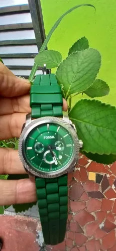 Relógio fóssil original conservado verde puseira silicone edição limitada.