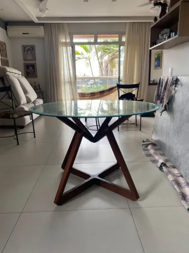 Mesa de jantar redonda de 1,20m (4 lugares)