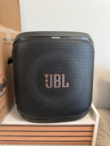 Caixa de som JBL ENCORE ESSENTIAL 2 LACRADA