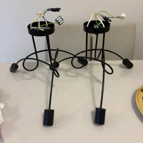 2 lustres pretos Inspire - R$ 240,00 o par