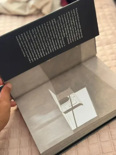 Aqui (graphic novel de Richard McGuire)