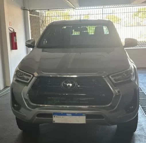 Toyota Hilux CD SRX 4X4 2.8 TDI 16V Diesel Aut. 2025