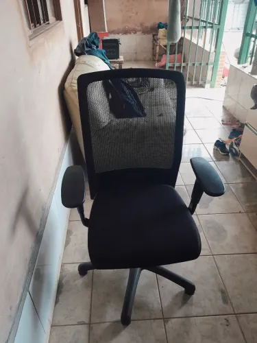 Cadeira Escritório Flexform Uni Me All Black (Urgente / Mudança)
