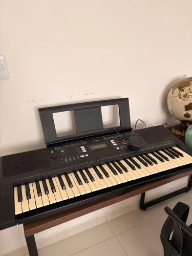 Teclado Yamaha PSR-E343