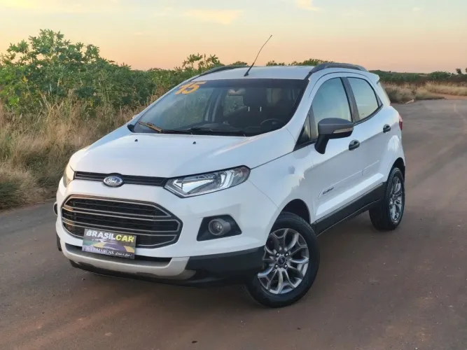 Ford Ecosport Freestyle 1.6 16V Flex 5P 2015