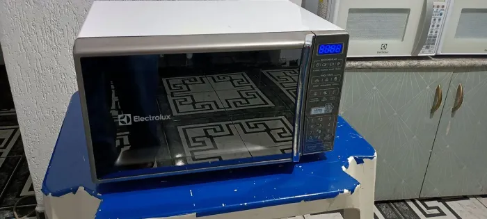 Microondas espelhado Electrolux 25 litros 127v