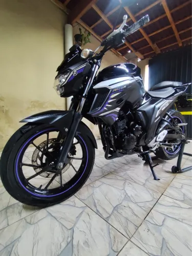 FAZER 250 flex VENDO/TROCO