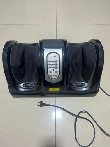 Massageador para Pés Relaxmedic com Controle Remoto - Excelente Estado