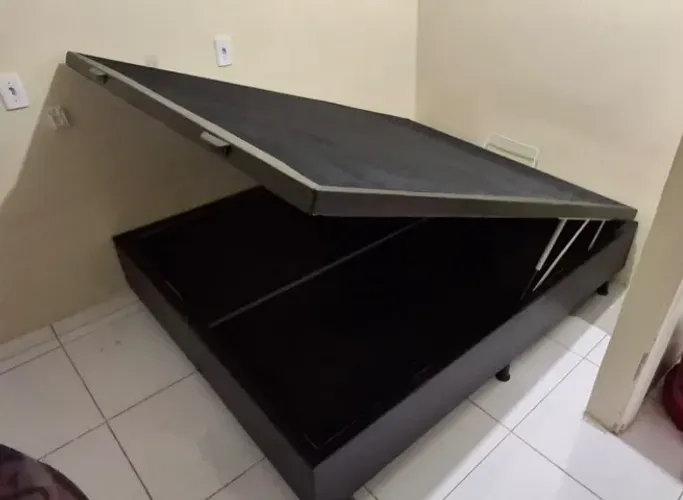 Box Bau Queen Preto Corino