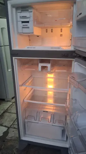 Vendemos essa geladeira brastemp com 3 meses de garantia