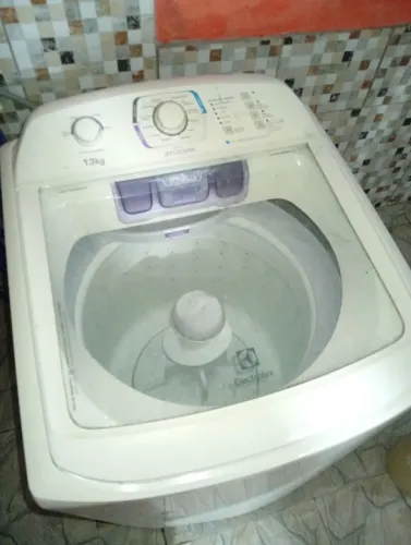 Máquina 15 kilos Eletrolux