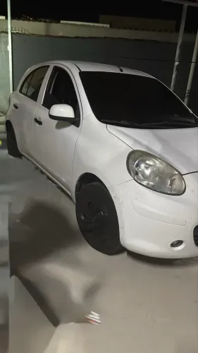 Nissan March S 1.6 16V Flex Fuel 5P 2012