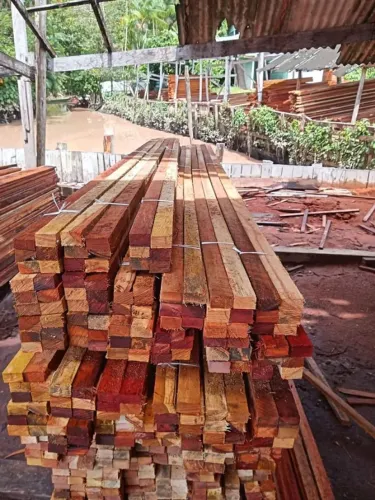 Madeira para sua construção
