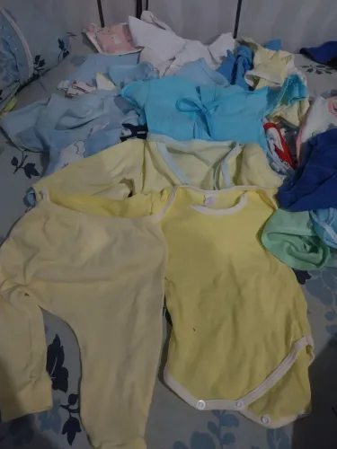 Vendo lote roupas criança 
