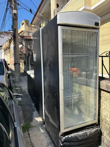 Frezzer Vertical Metal frio