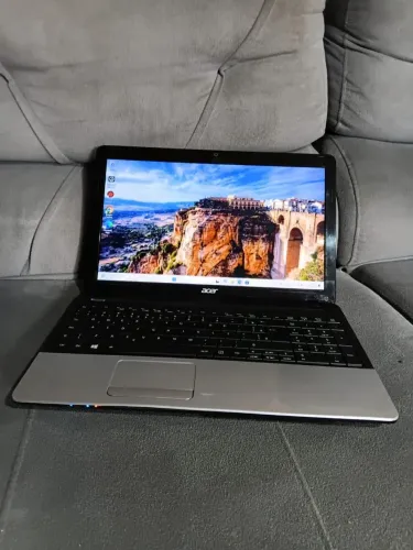 Notebook Acer core i3, memória de 4gb, HD de 500gb, tela de 15.6 polegadas, windows 10