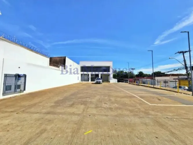 Imóvel comercial de esquina 251m², para locação e venda, próximo à Avenida Itatiaia - Alto