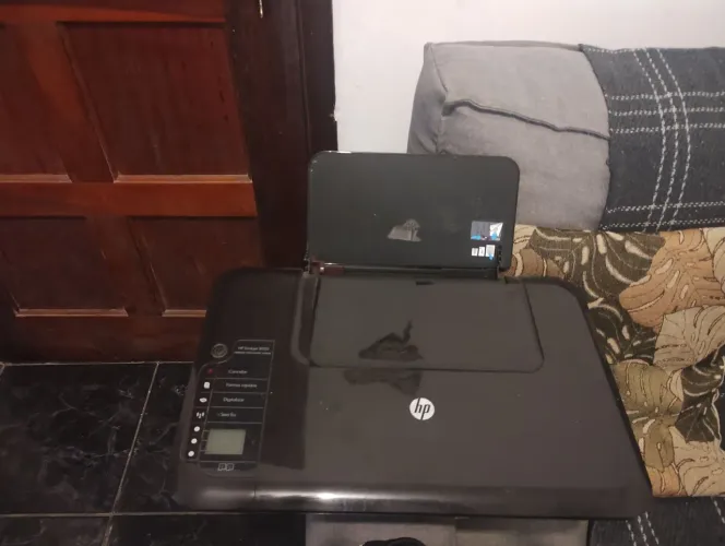 Impressora HP Deskjet 3050 (Imprime/ Digitaliza/ Cópia)